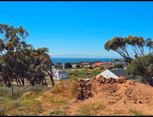 LAND FOR SALE IN SANDY POINT